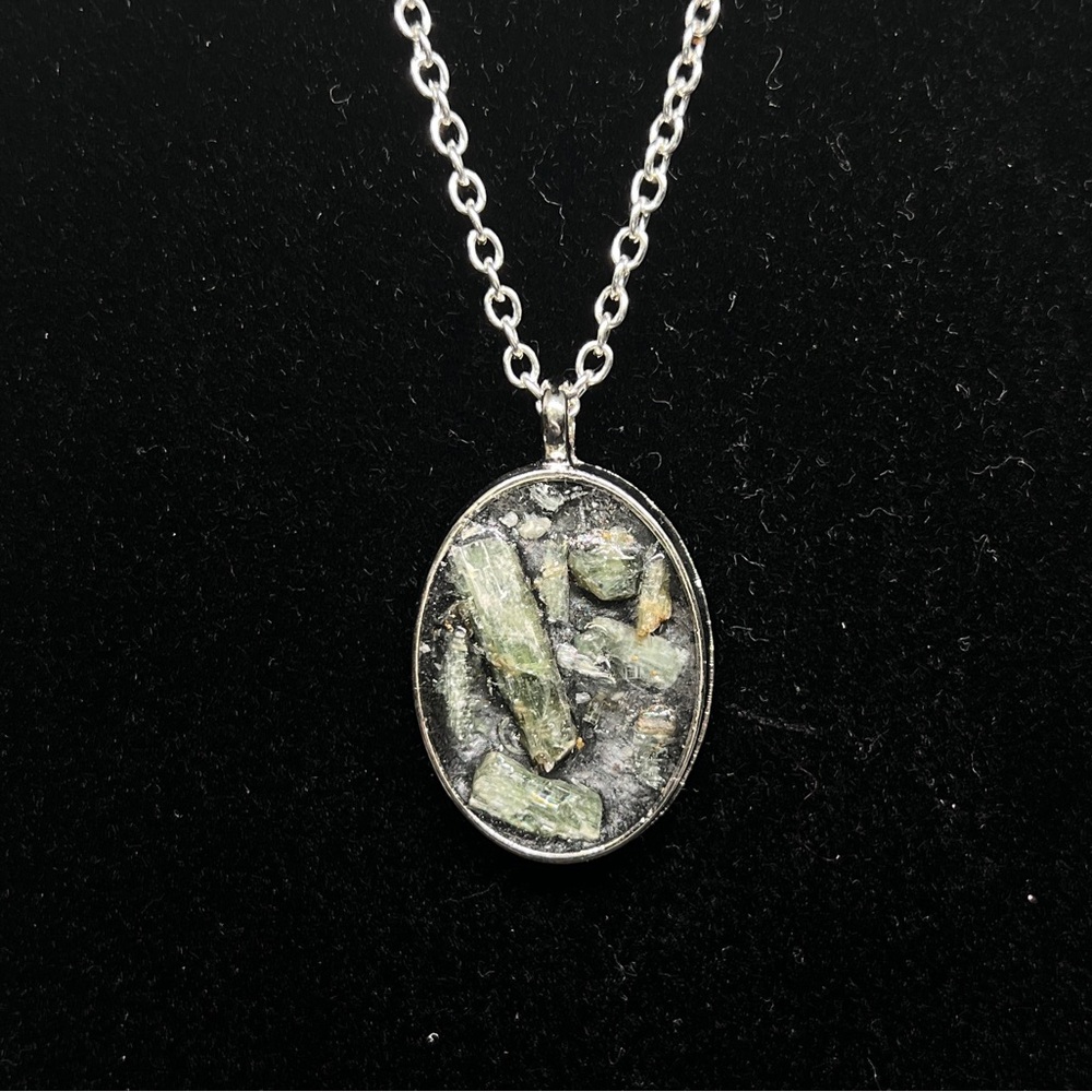 green kyanite set in silver pendant, handmade. Pendant only